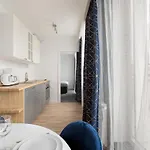 Short Apartment