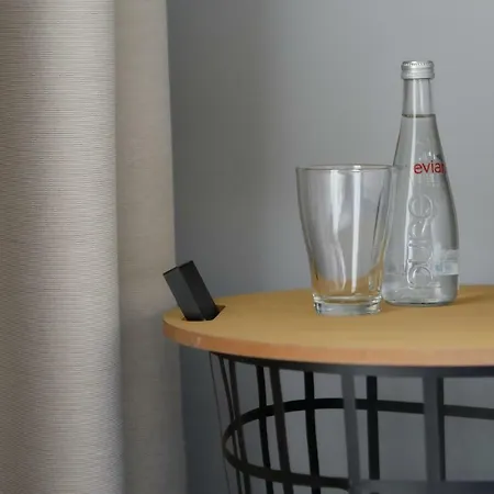 Apartment Short