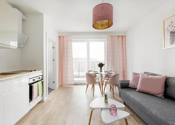 Short * グダニスク