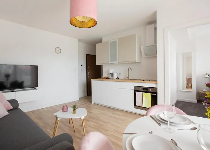 Short * グダニスク