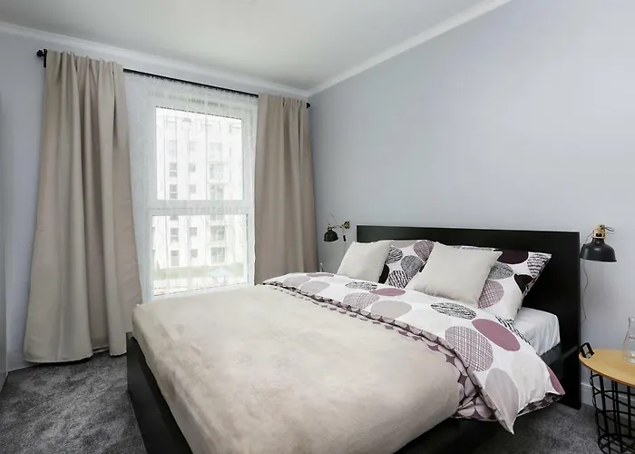 Short グダニスク